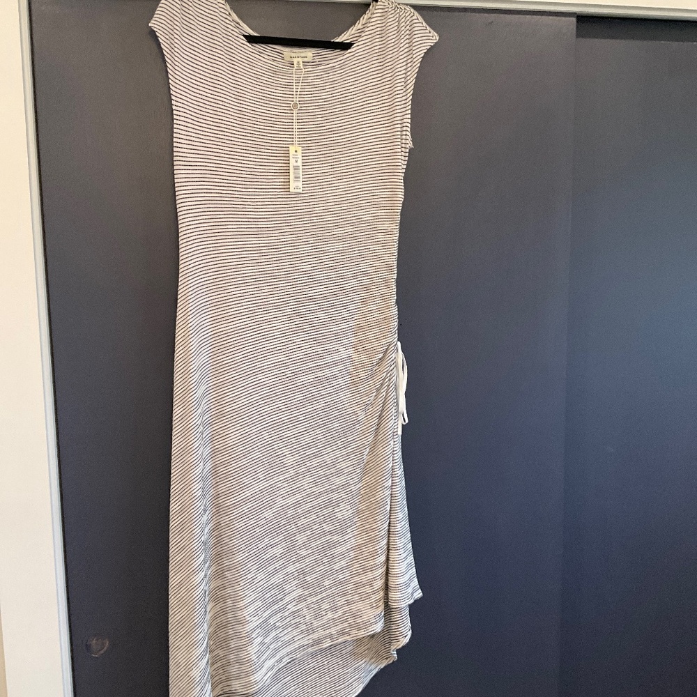 MAX STUDIO LONG  DRESS SIZE MED, NEW WITH TAGS